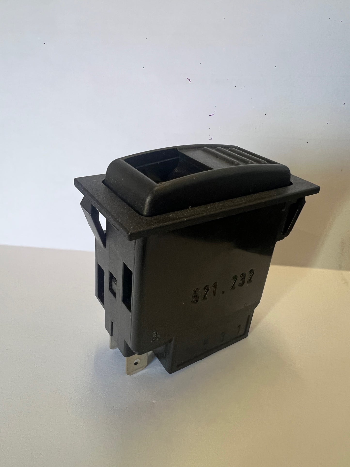 521 232 SWF ROCKER SWITCH