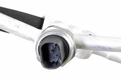 64 53 9 228234 Pressure pipe, condenser-expansion valve - Includes sensor