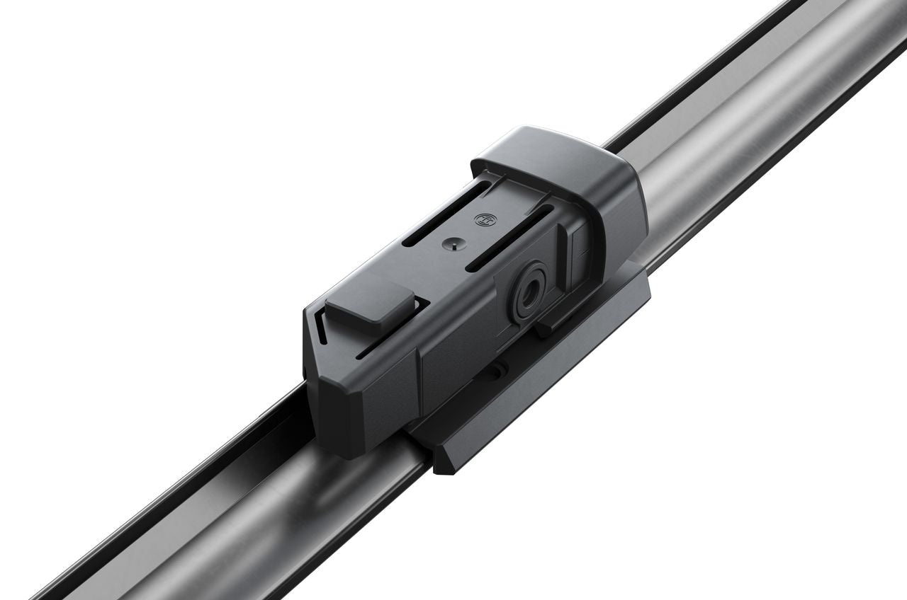7C2 998 002 VALEO WIPER BLADE FRONT CRAFTER 17+
